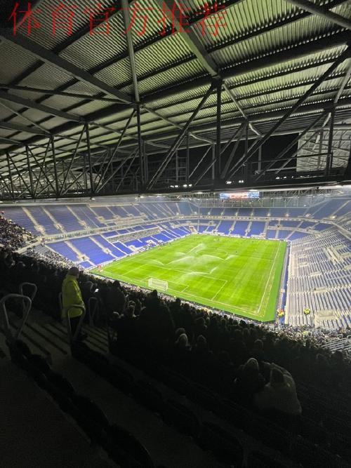 切尔西主场力克埃弗顿